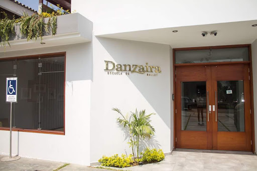 DANZAIRA ESCUELA DE BALLET