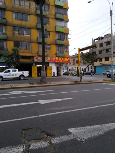Botica San Isidro