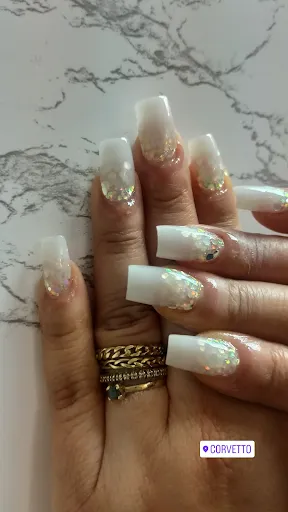 Nails Lab