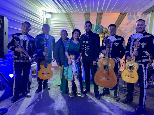 Escuela de música canta corazón