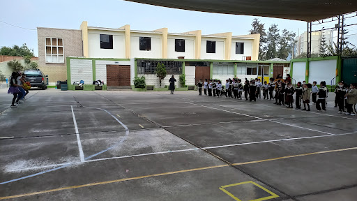 Colegio Parroquial Reina de las Américas