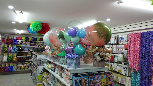 Piñatería CRETALLES