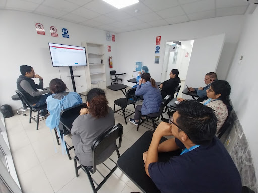 Fundación Evidencia Cannabis Perú / Botica G&L Fórmulas Magistrales / SOMEDIC