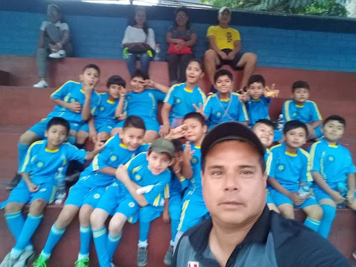 Escuela de futbol piedritas jrs