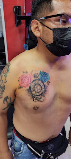 estudio de tatuajes virus tattoos