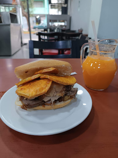Chicharroneria El Batán