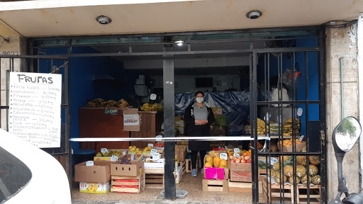 la Bendita Fruta.