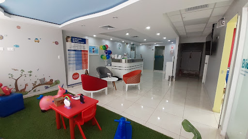 Centro de Vacunación Internacional BIOVAC - Miraflores